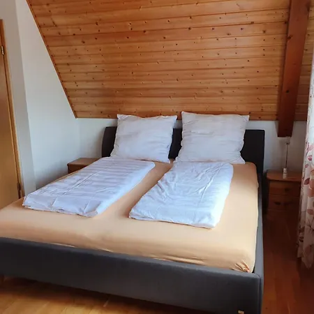 Zur Altmühl Apartment *
